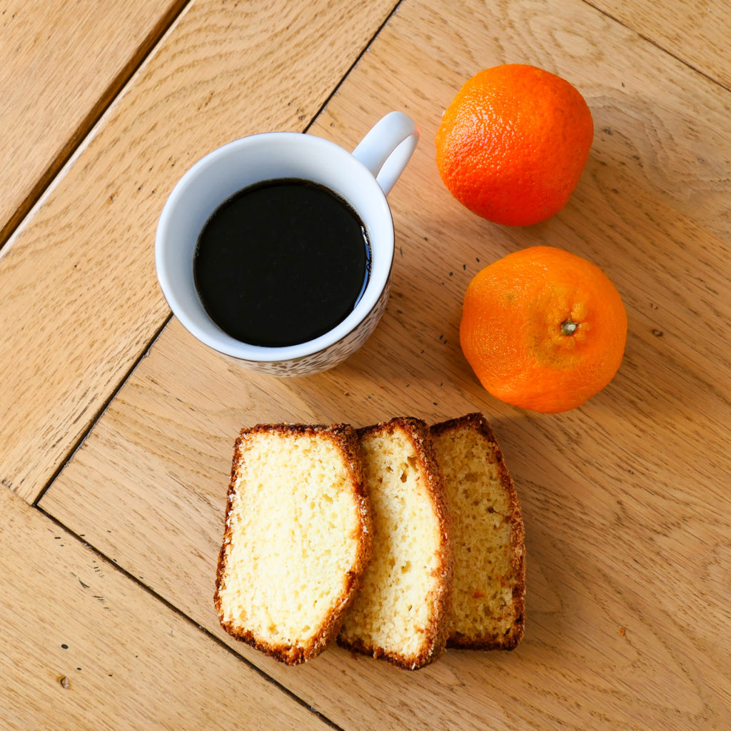Recette Gâteau moelleux à la noix de coco et au chocolat blanc