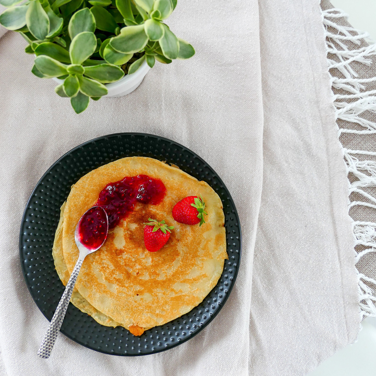 crêpes vegan et confiture
