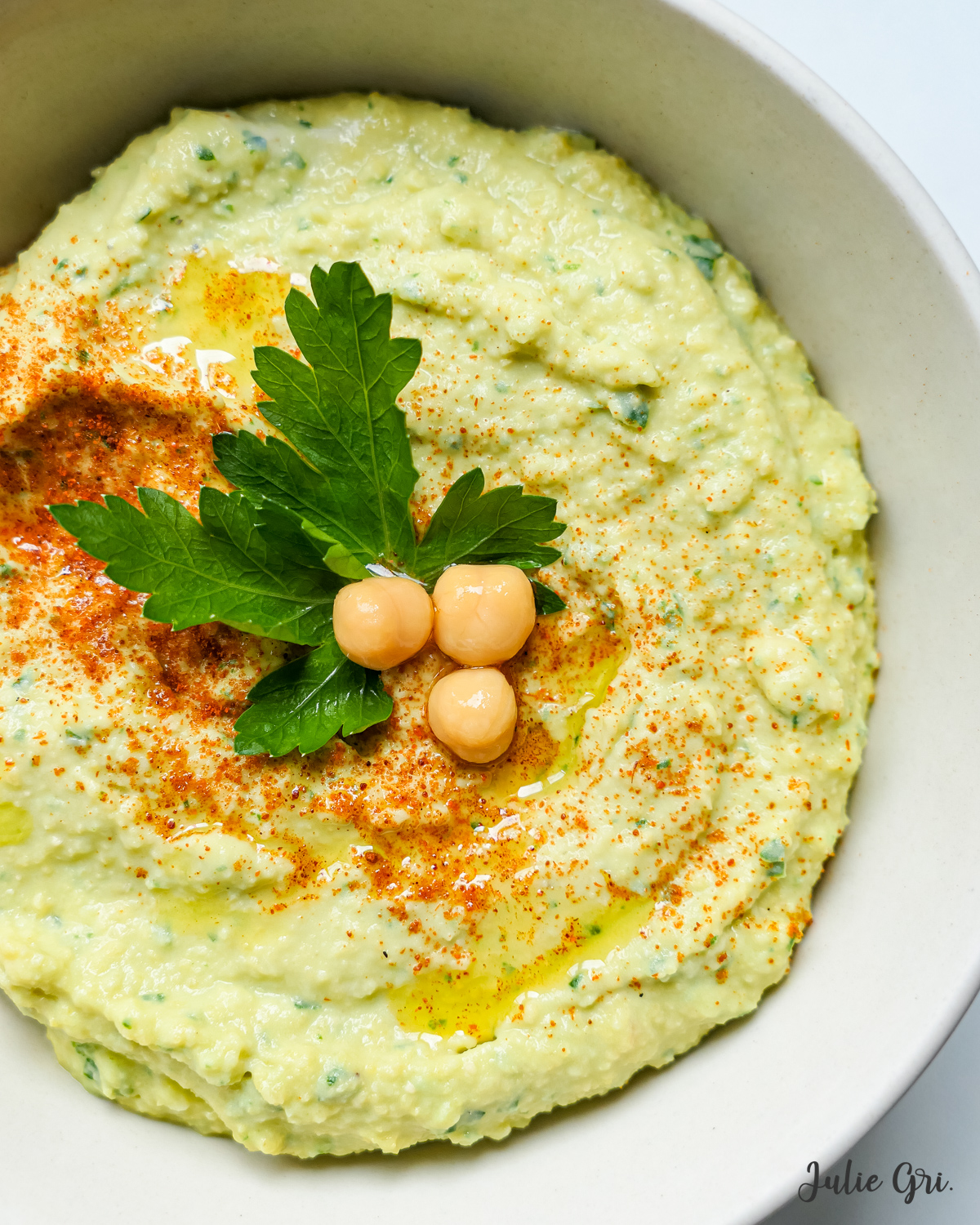 gros plan houmous