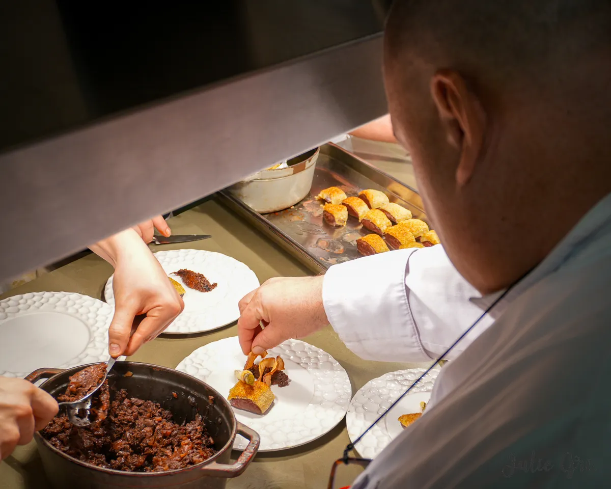 Le Chef François Golla en cuisine