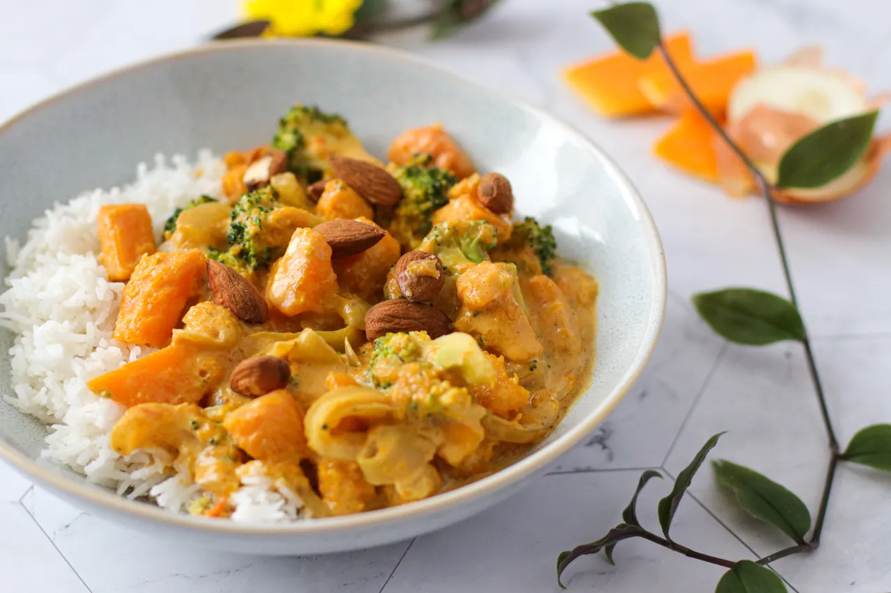 gros plan curry de courge butternut
