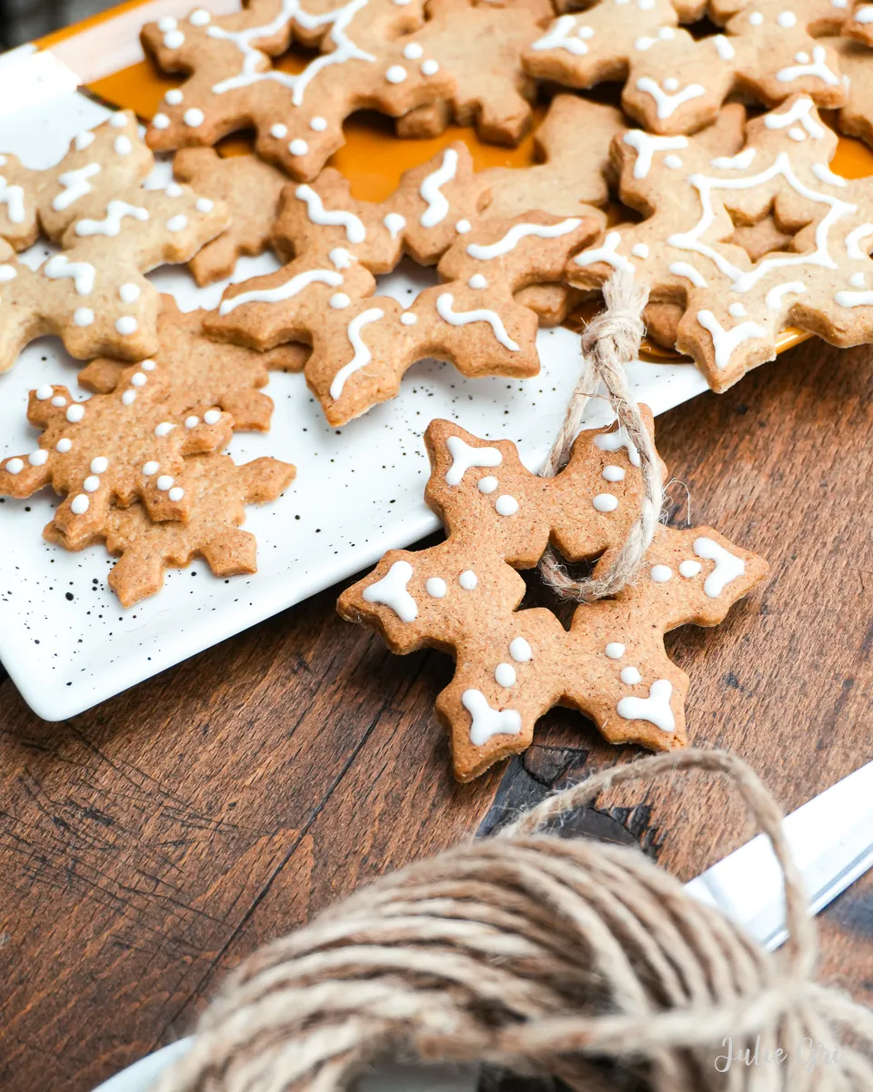 biscuits de noel decoratifs pain d'épices