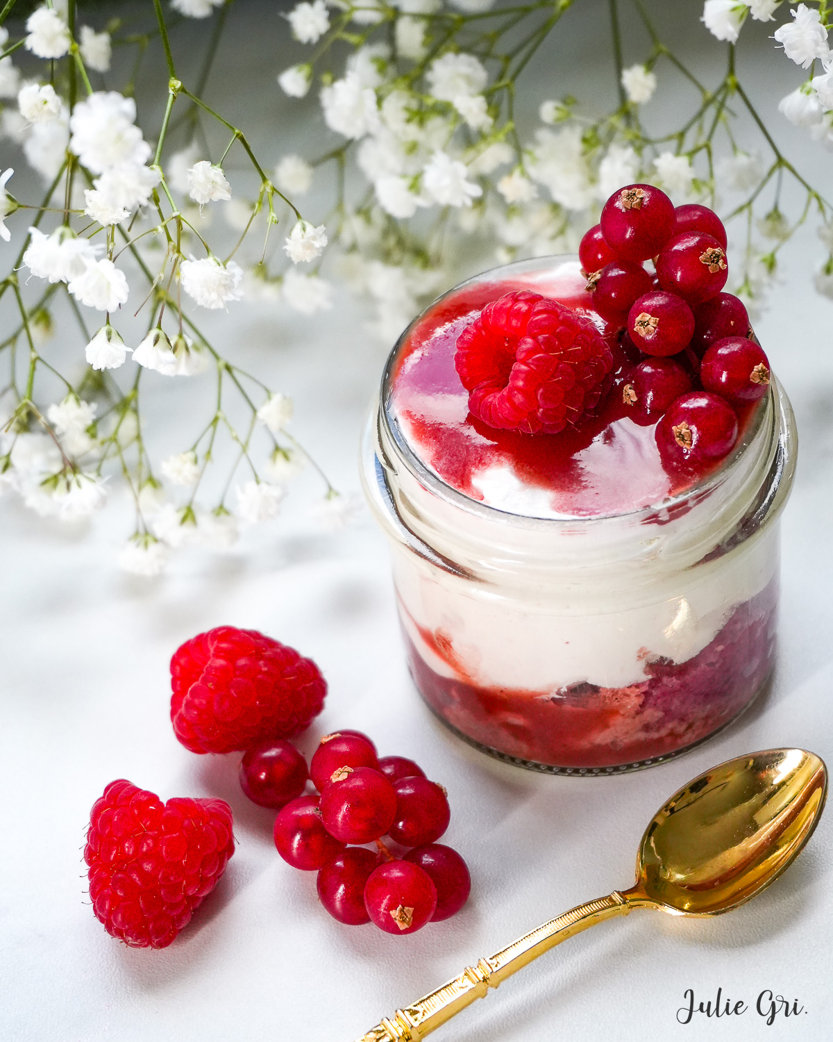 tiramisu aux fruits rouges fraise framboise groseilles