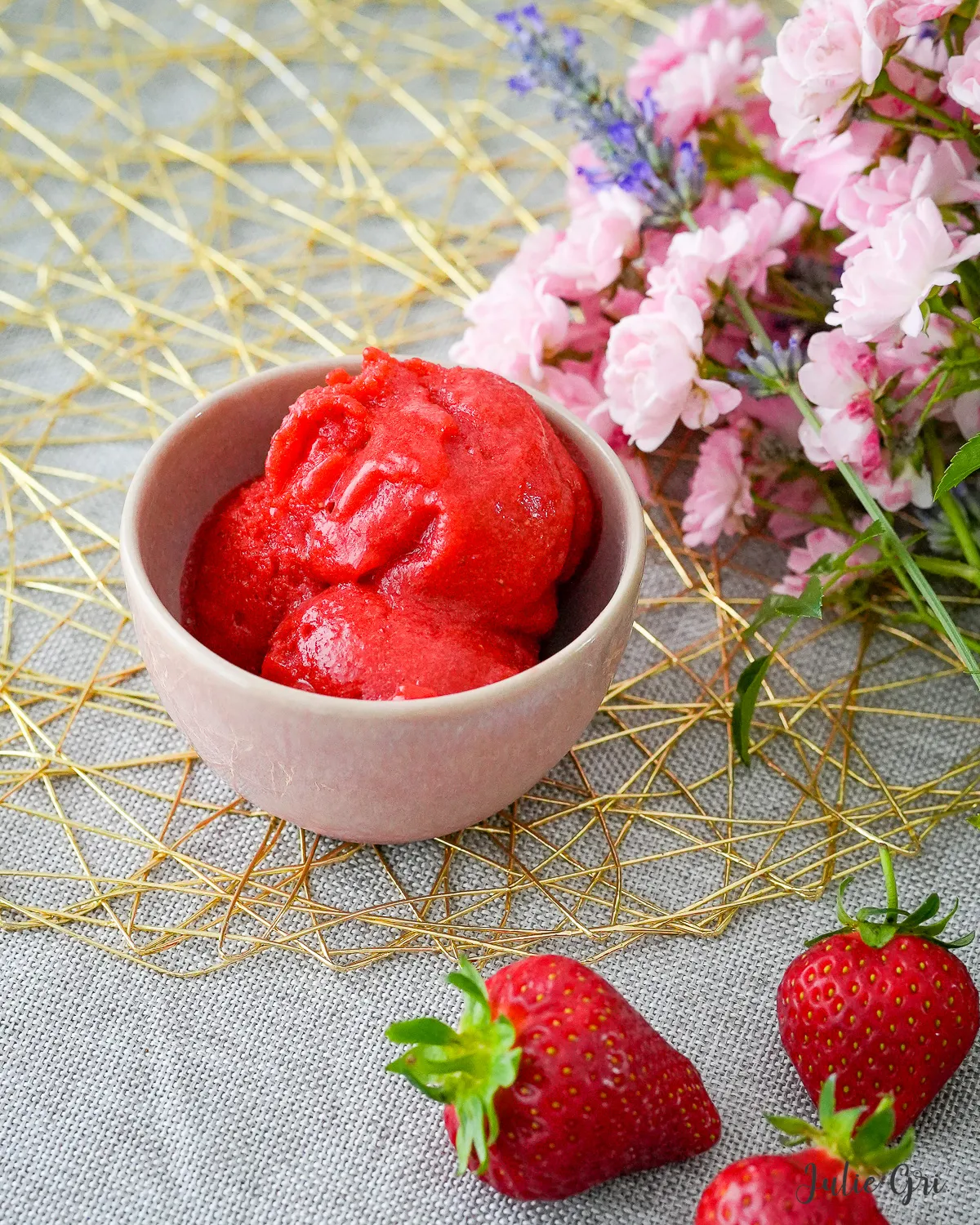 Sorbet aux fraises sans sorbetière