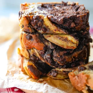 Banana bread marbré