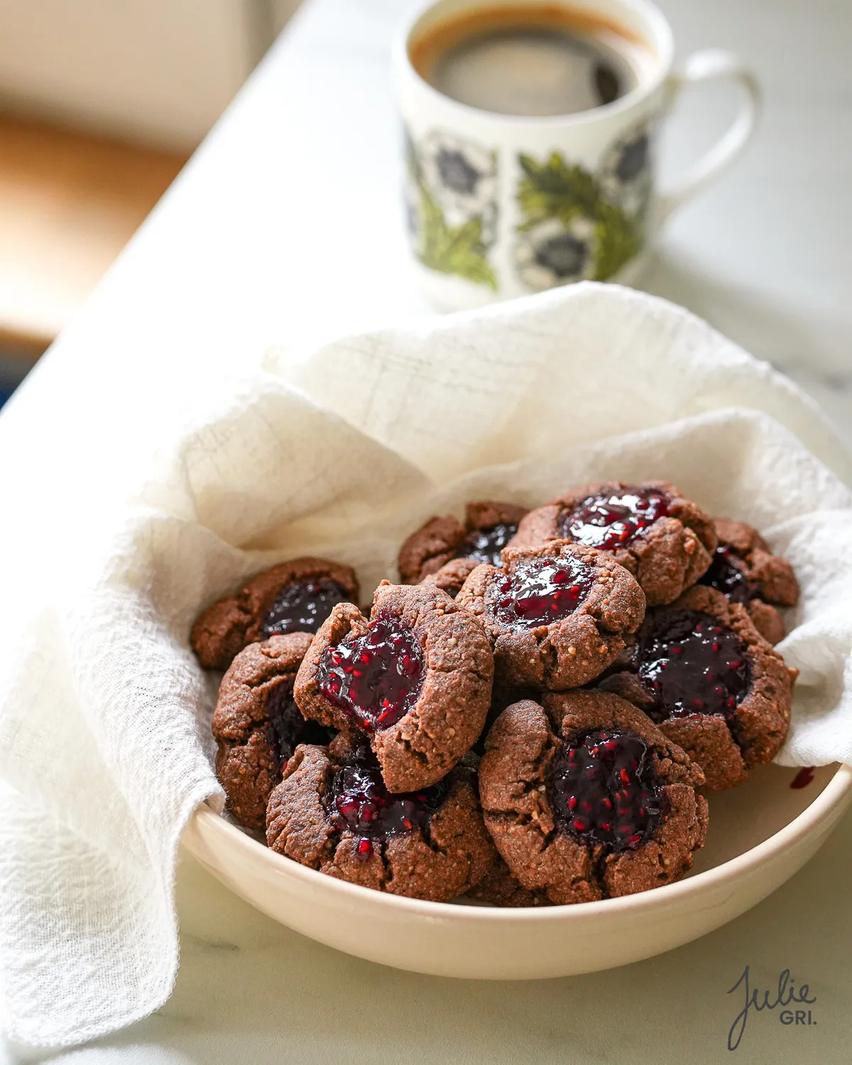 Biscuits sablés cacao & framboise façon Linzer