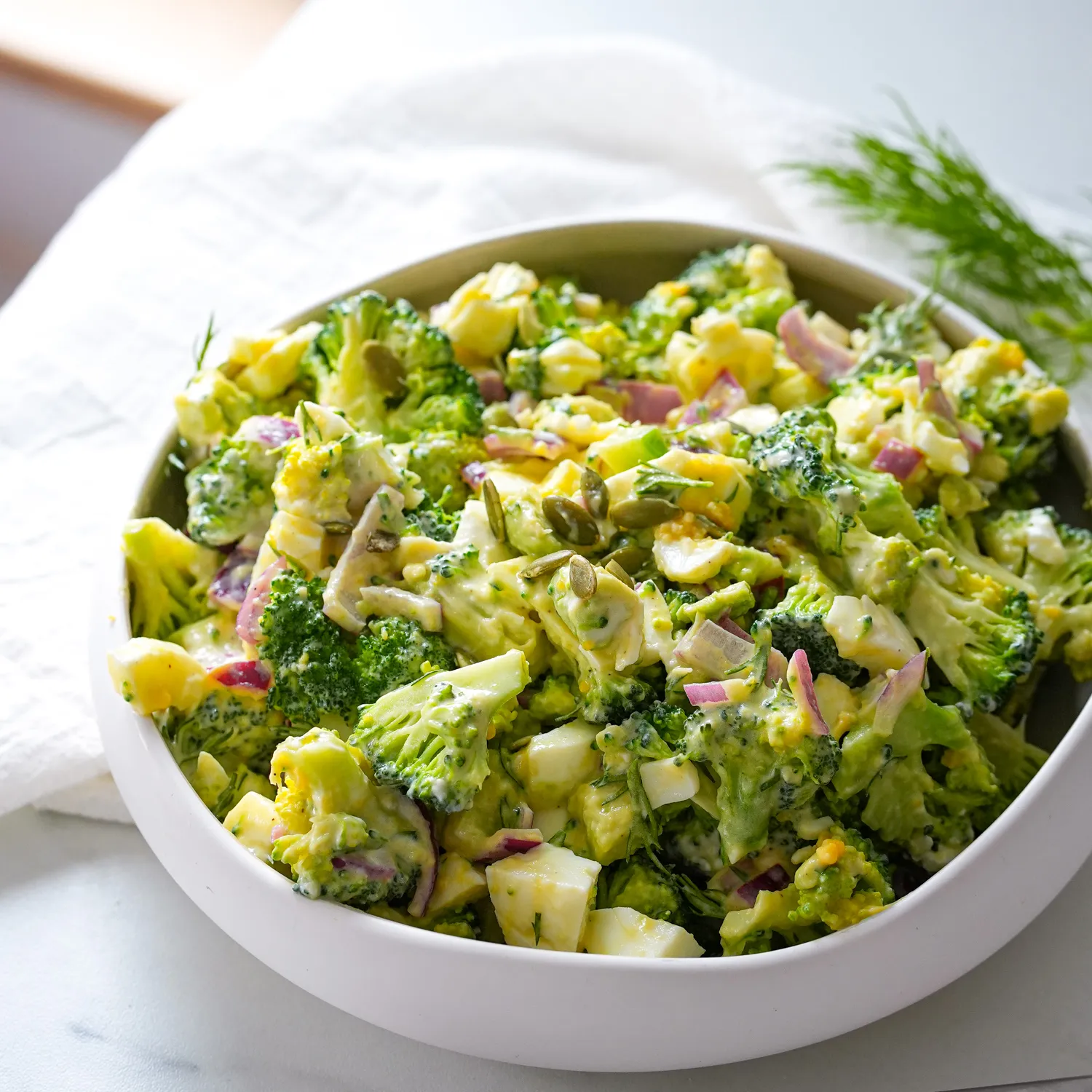 salade brocoli oeuf avocat