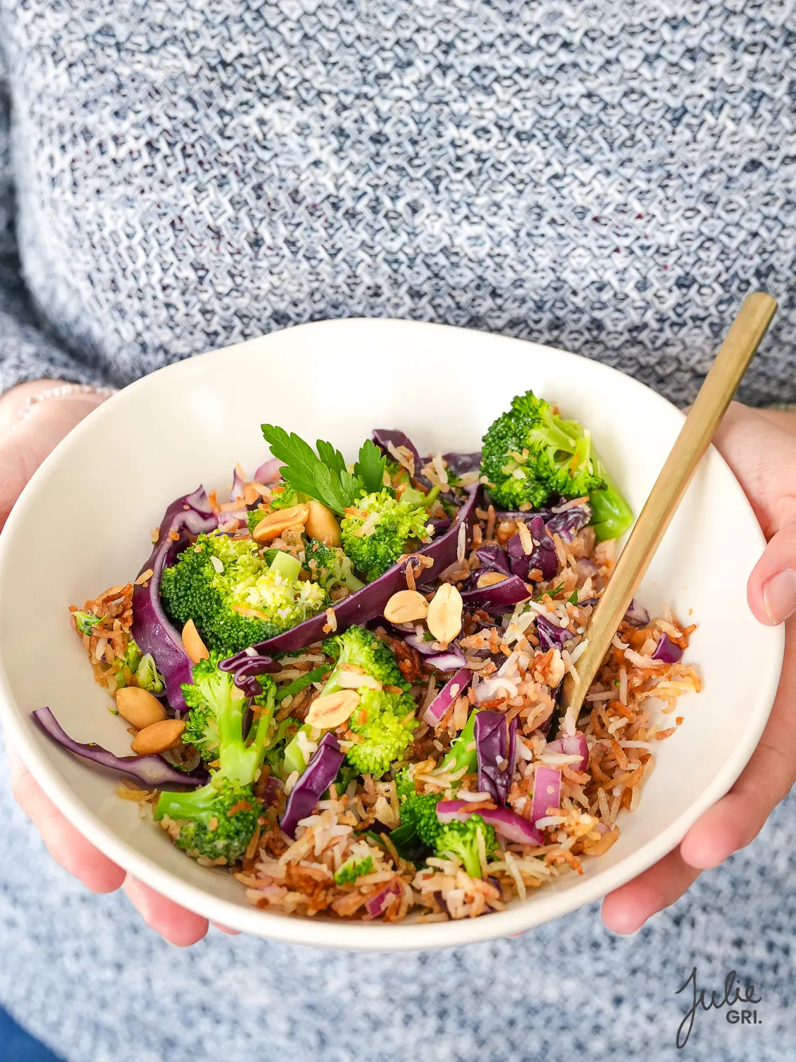 salade de riz croustillant brocoli chou rouge